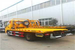 镇赉附近拖车救援搭电